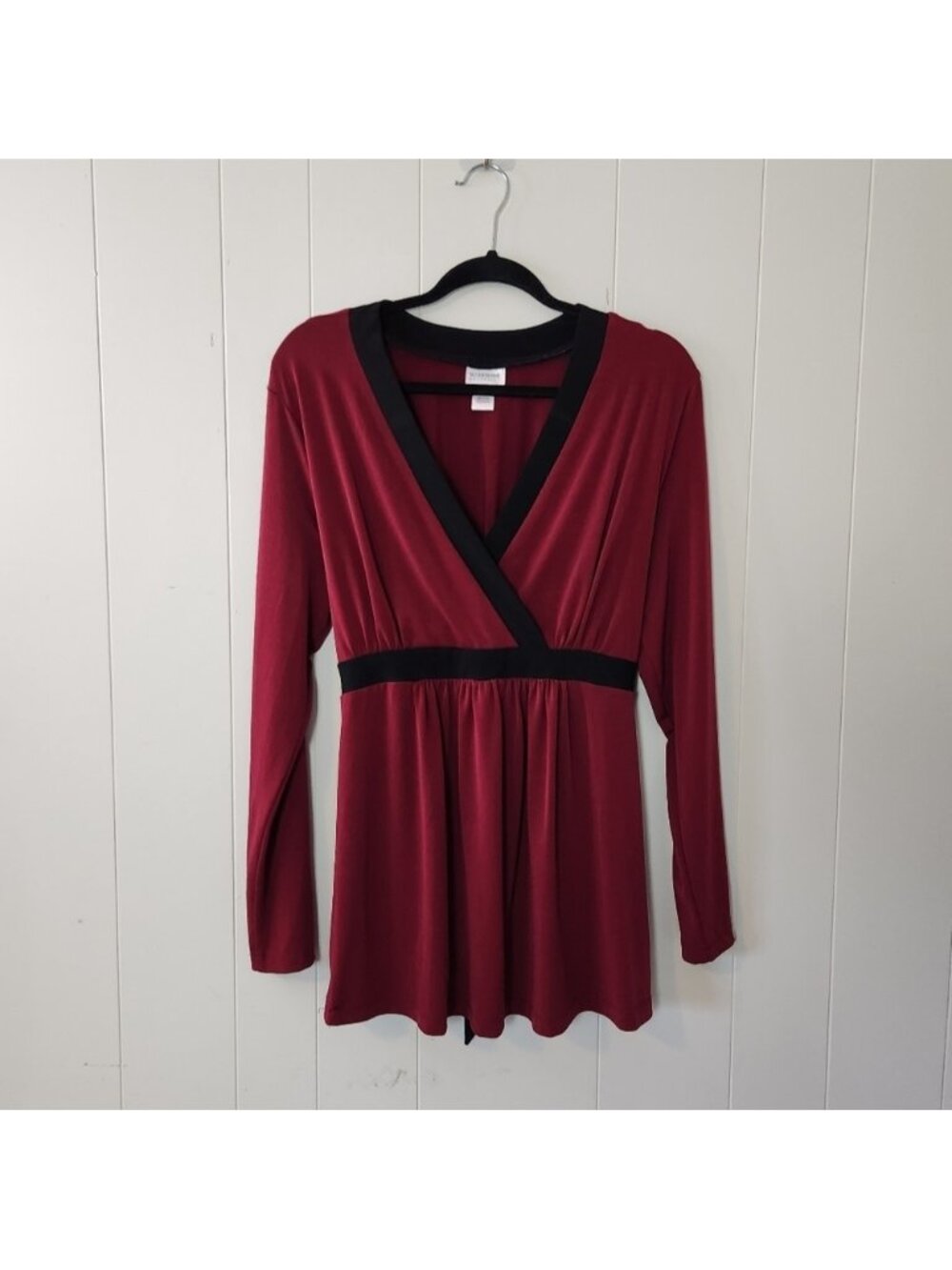Motherhood Maternity Burgundy Wrap Front Long Sleeve Stretchy Knit Top size XL